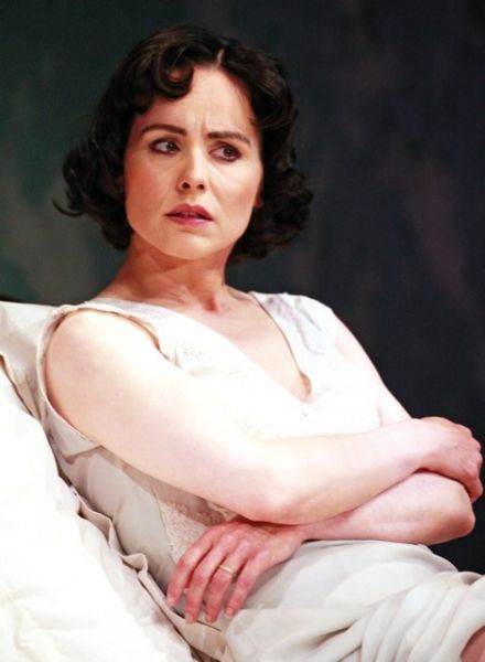 Photo Flash: BROKEN GLASS Comes To Tricycle Theatre  Image