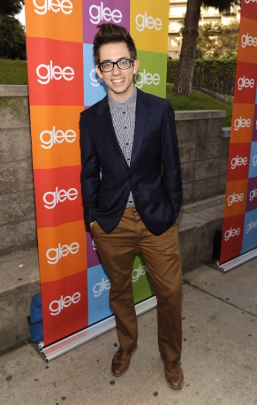 Photo Flash: GLEE Cast Attends Santa Monica Sing-A-Long Image