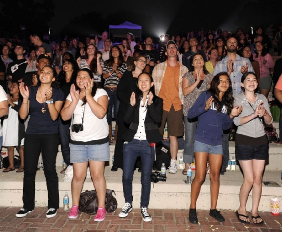 Photo Flash: GLEE Cast Attends Santa Monica Sing-A-Long Image