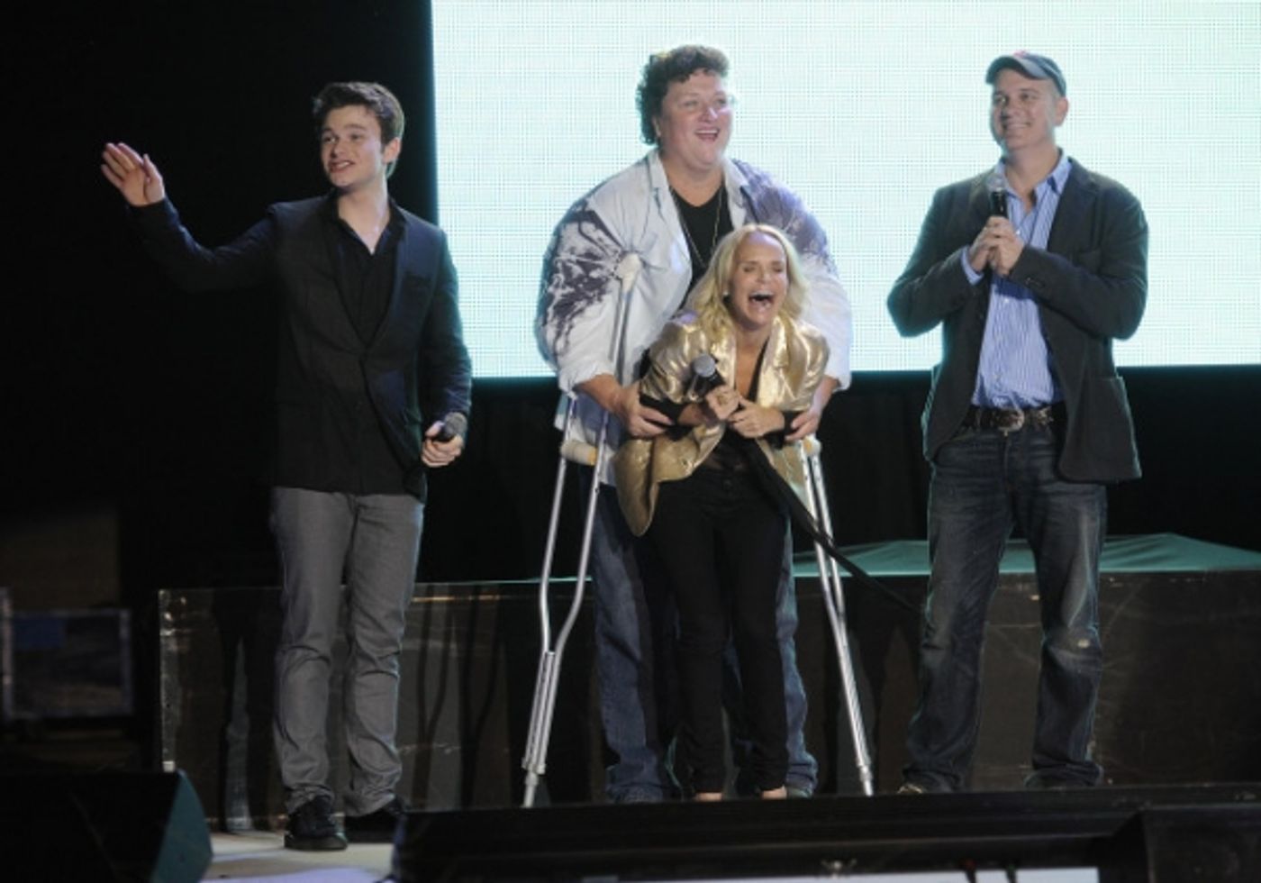 Photo Flash: GLEE Cast Attends Santa Monica Sing-A-Long  Image