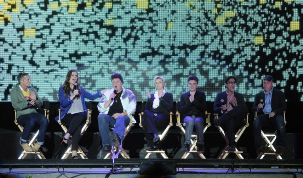 SANTA MONICA, CA - AUGUST 15: (L-R) Executive Producer Dante Di Loreto, E! Host Kristin dos Santos, Dot Marie Jones, Jane Lynch, Chris Colfer, Casting Director Robert Ulrich, and actor Mike O'Malley attend Fox's 'Glee' Sing-A-Long event at Santa Monica Hi at 