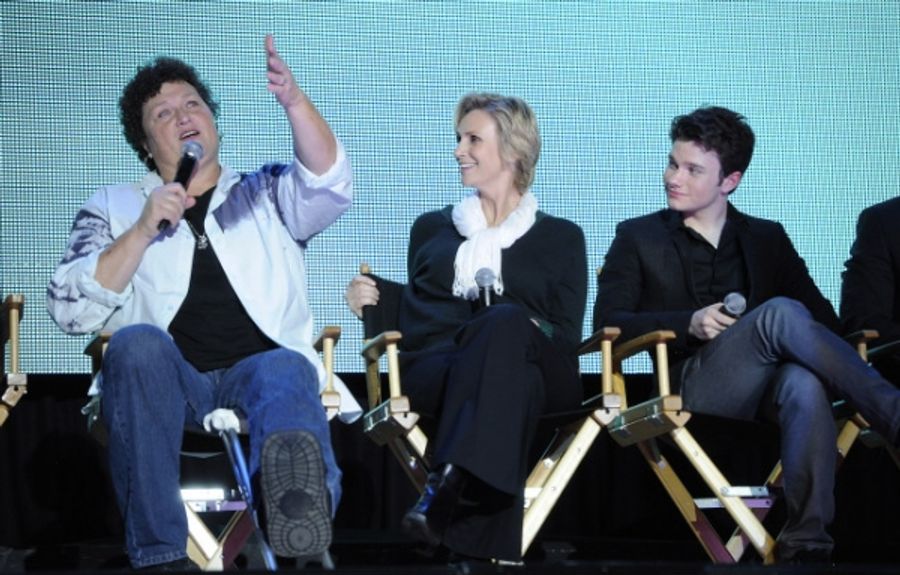Photo Flash: GLEE Cast Attends Santa Monica Sing-A-Long Image
