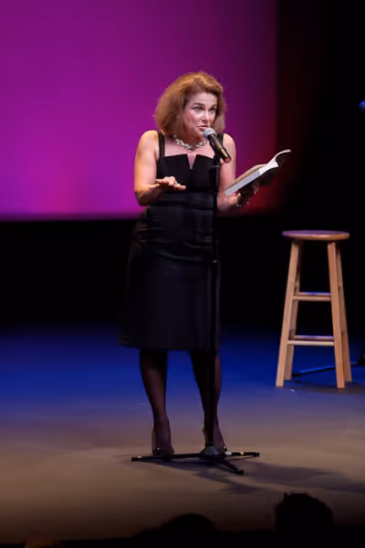 Tovah Feldshuh Photo