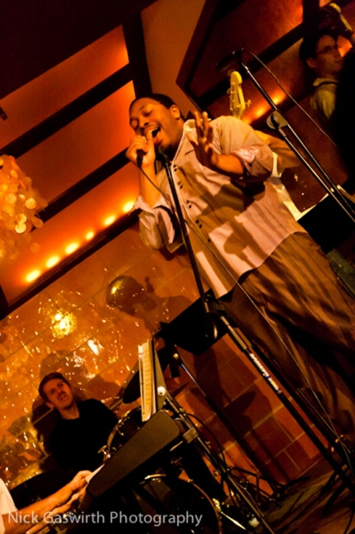 Photo Flash: Rebecca Naomi Jones, Douglas Lyons, et al. in BROADWAY RHYTHM AND BOOZE  Image