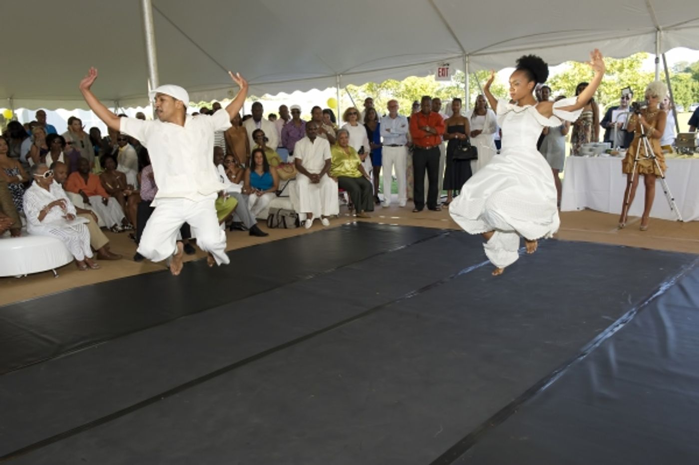 Photo Coverage: Evidence Dance Company Holds 8th Annual On Out Toes in the Hamptons Photo Coverage: Evidence Dance Company Holds 8th Annual On Out Toes in the Hamptons Image
