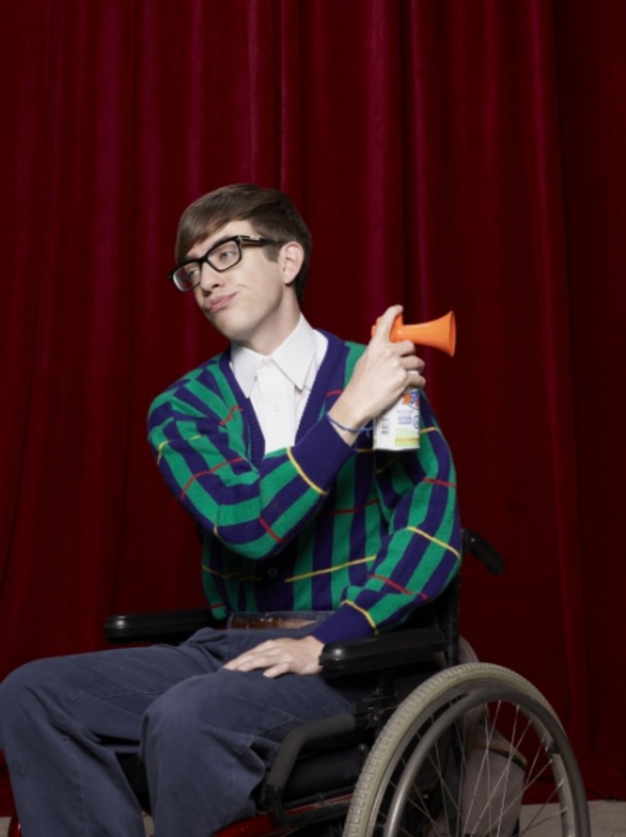 Photo Flash: GLEE Cast's New School Pictures! Image