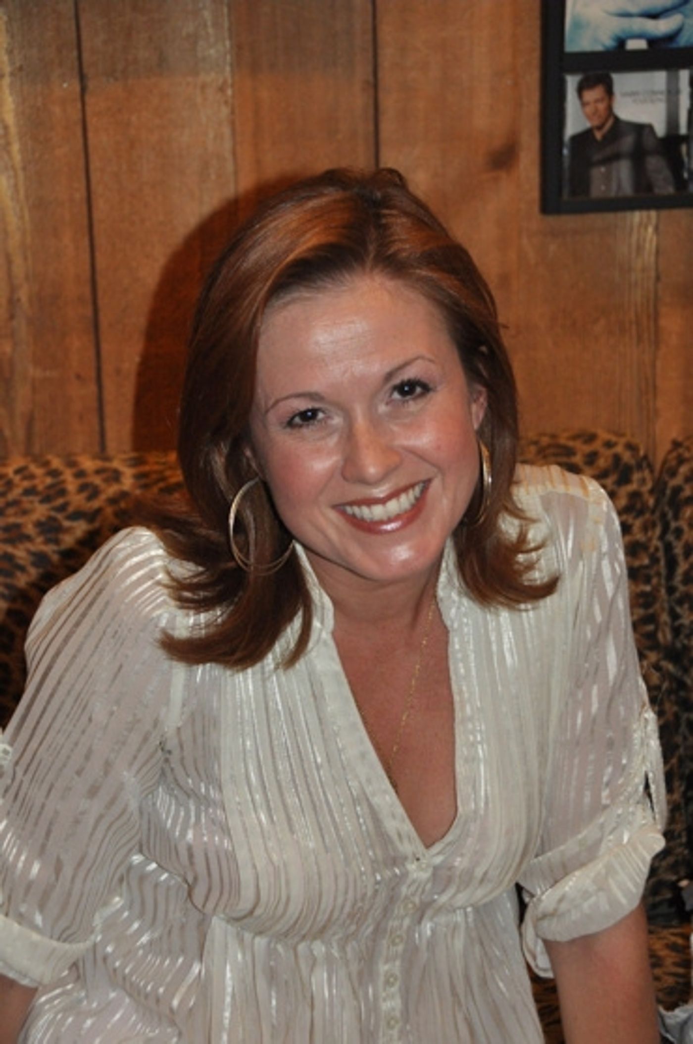 Photo Coverage: MARY POPPINS Records for 'Carols For A Cure'  Image