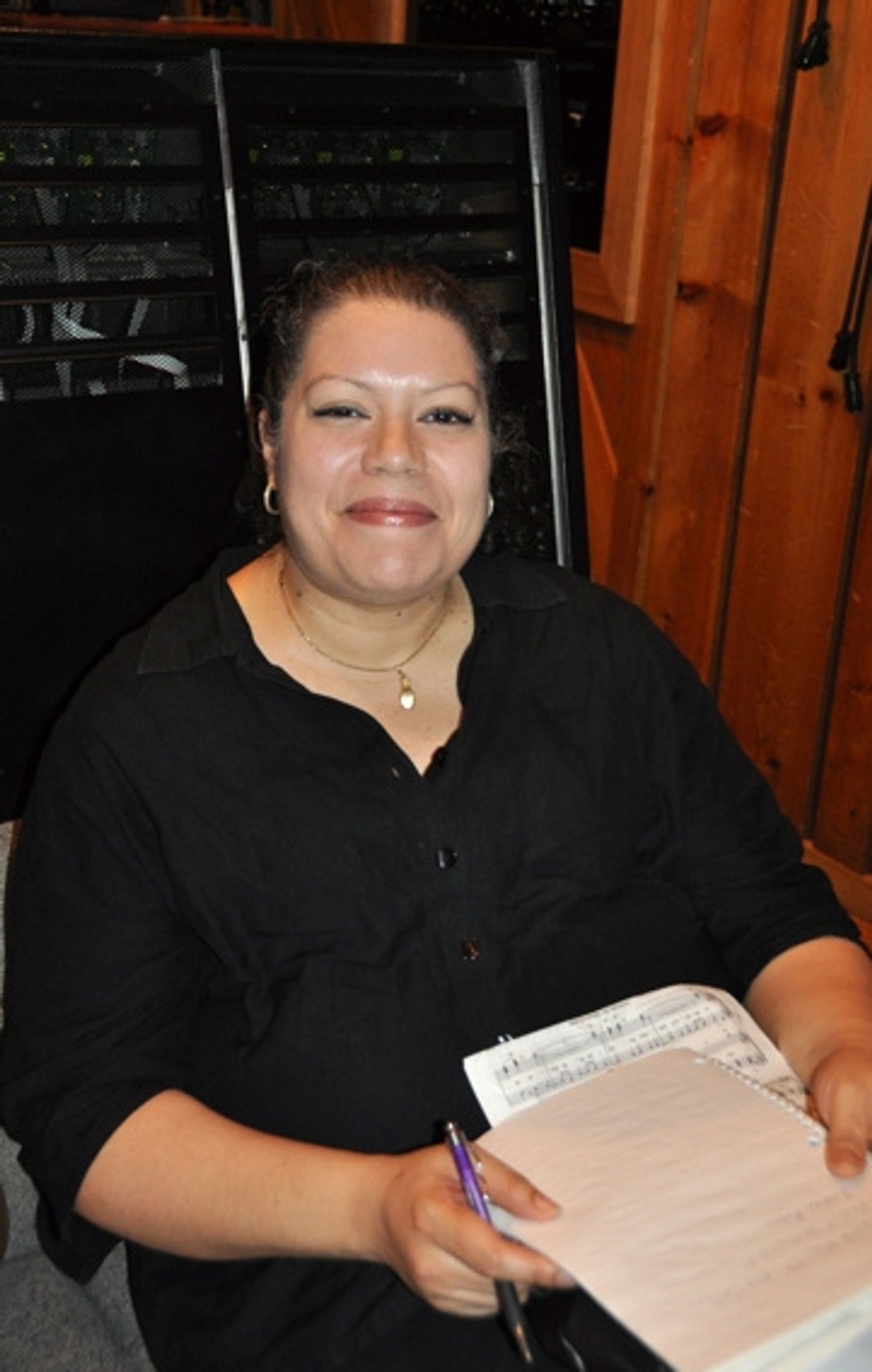 Photo Coverage: CATCH ME IF YOU CAN Sings For 'Carols For A Cure'  Image