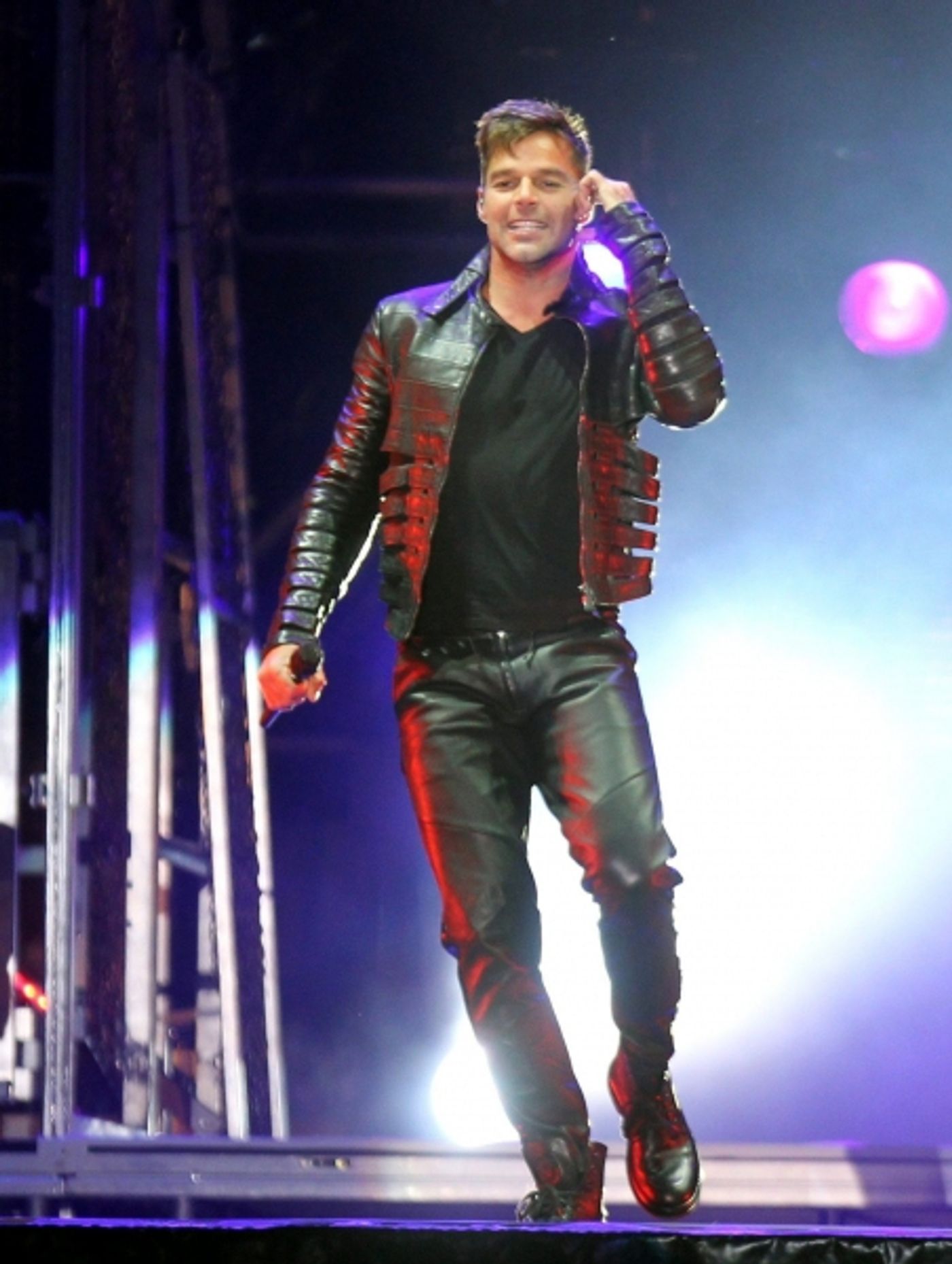 Photo Flash: EVITA-Bound Ricky Martin in Concert!  Image