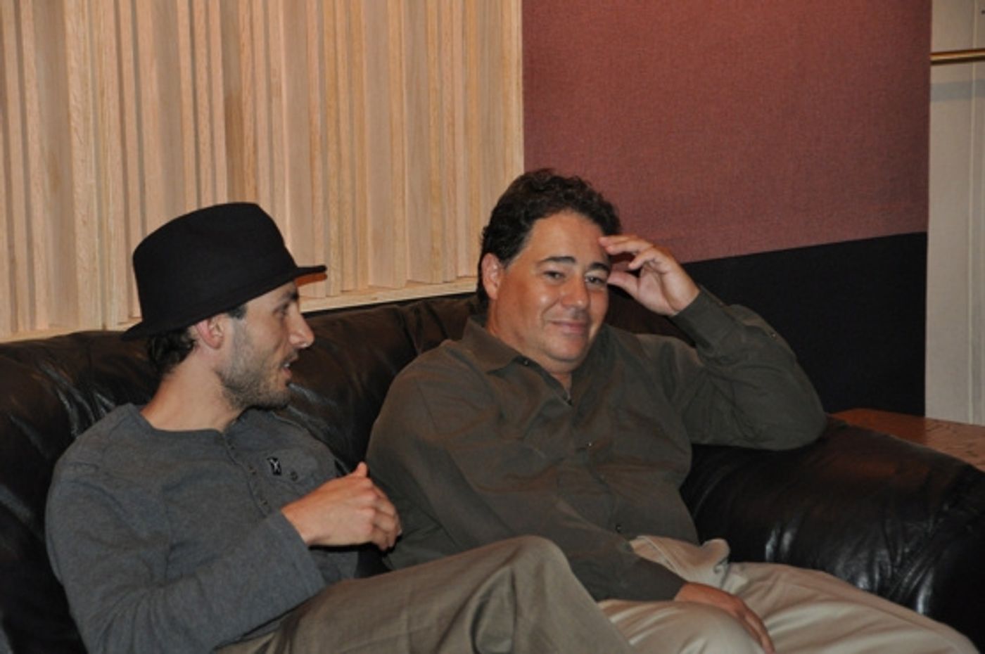 Photo Coverage: Beloved Tenor Daniel Rodriguez Sings for 'Carols For A Cure'  Image