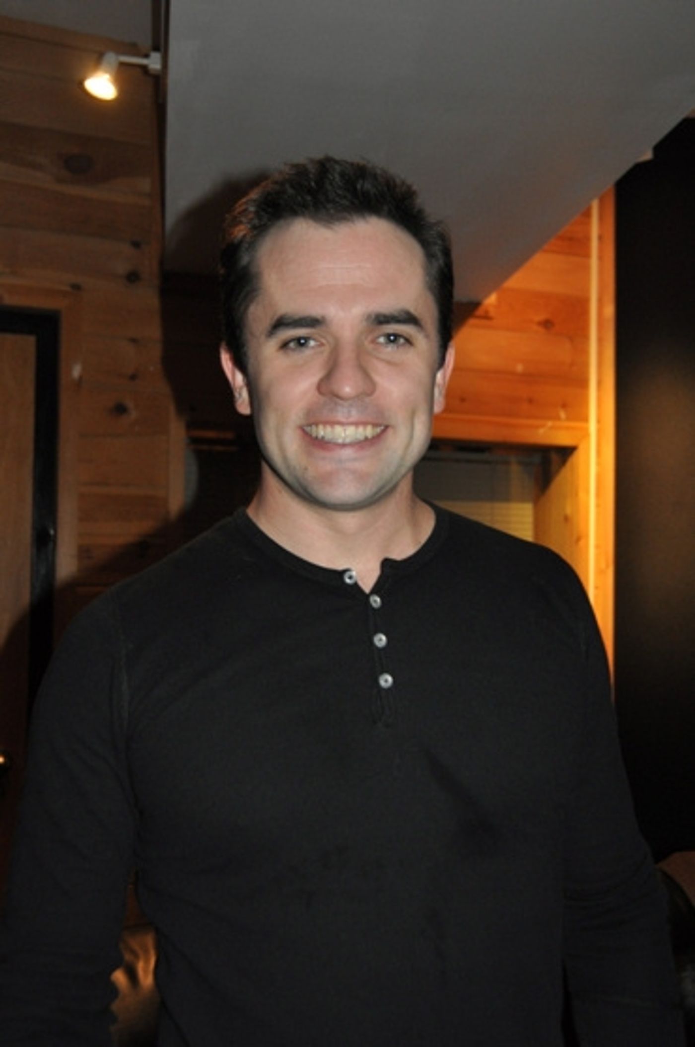 Photo Coverage: MAMMA MIA! Sings for 'Carols For A Cure'  Image