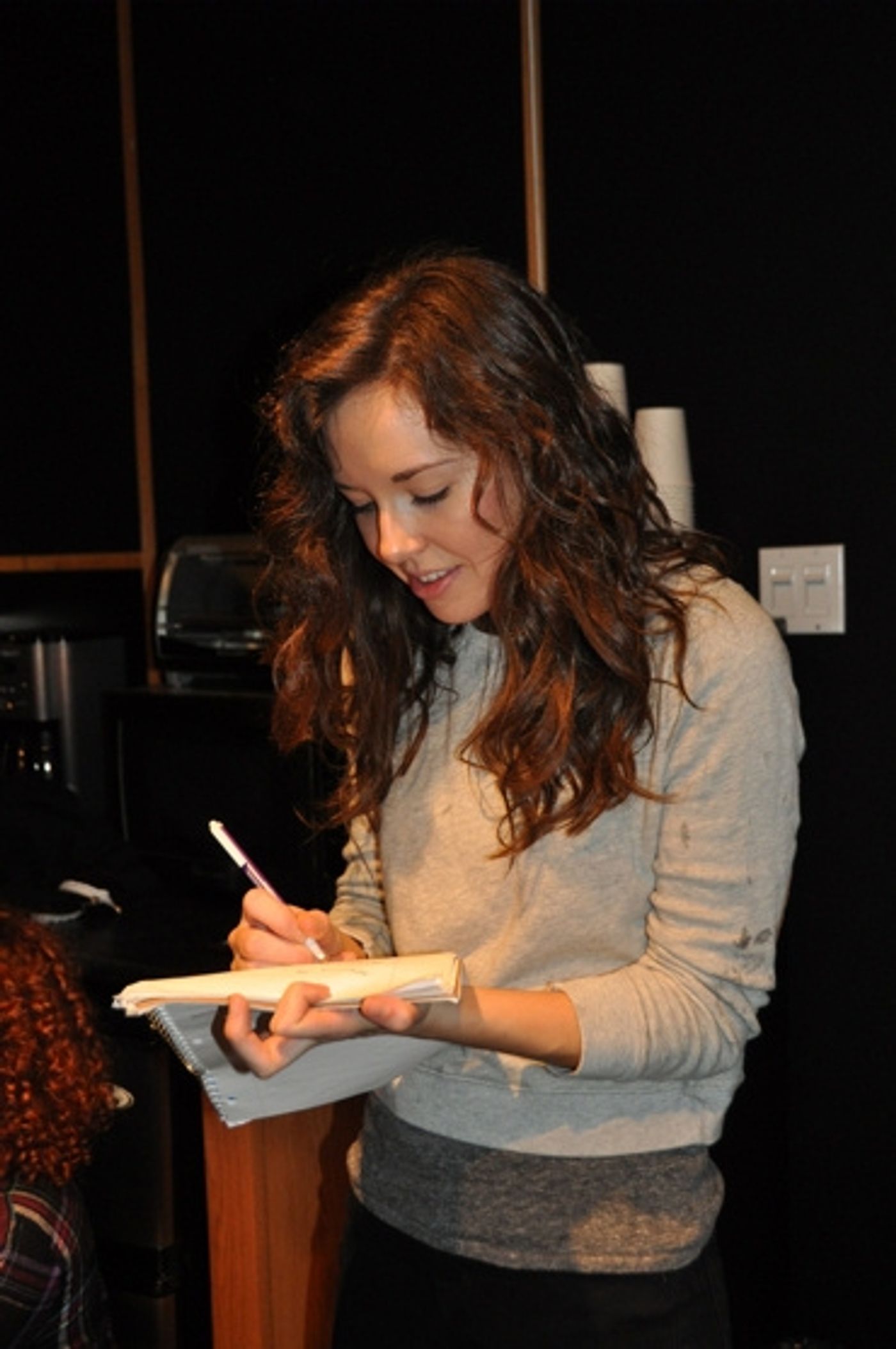 Photo Coverage: MAMMA MIA! Sings for 'Carols For A Cure'  Image