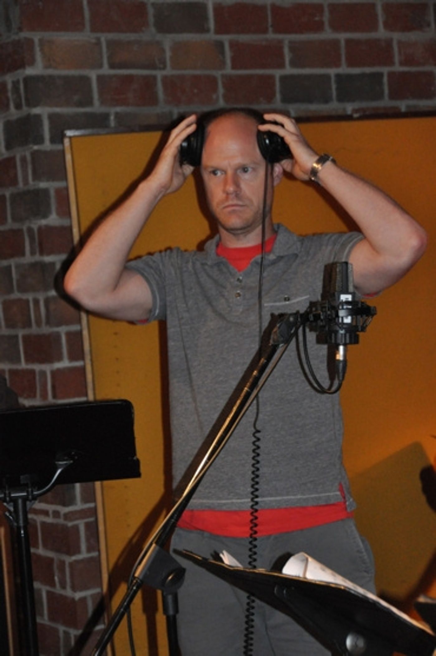 Photo Coverage: MAMMA MIA! Sings for 'Carols For A Cure'  Image