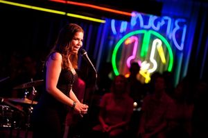 Lindsay Mendez Photo