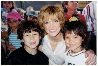 ANNIE GET YOUR GUN: Nick Jonas, Crystal Bernard
 Photo