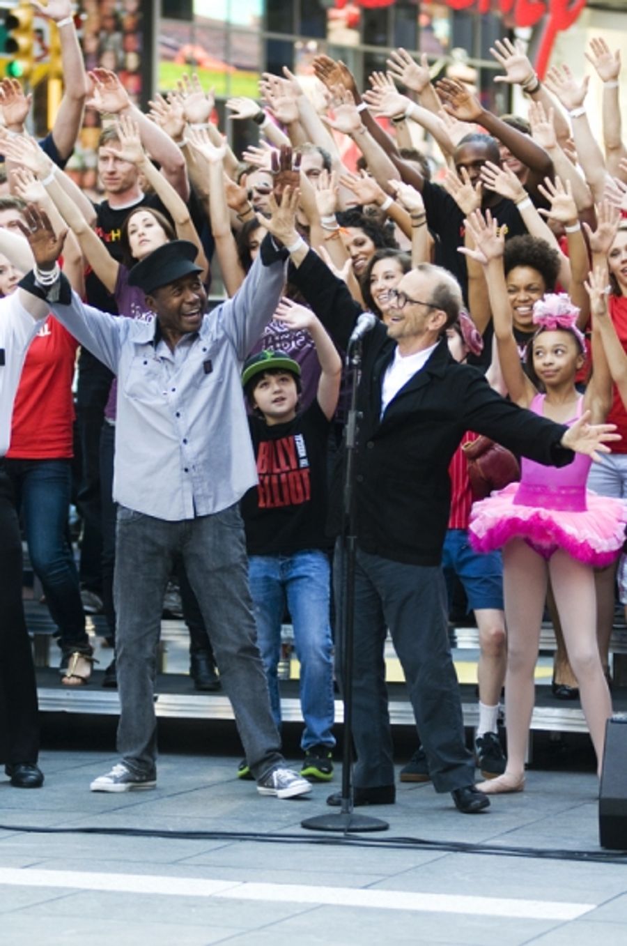 Photo Coverage: BWAY UNITES: 9/11 DAY OF SERVICE AND REMEMBRANCE Image