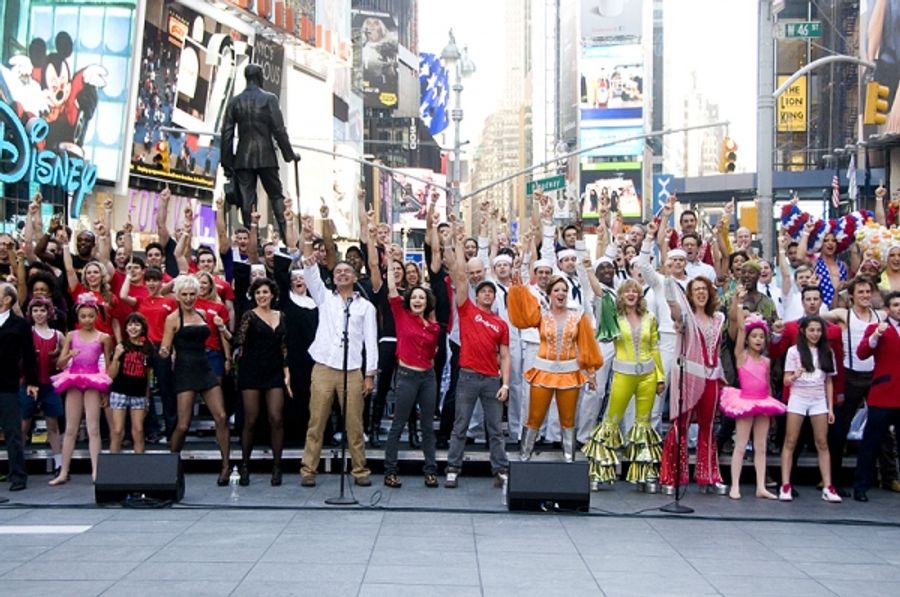 Photo Coverage: BWAY UNITES: 9/11 DAY OF SERVICE AND REMEMBRANCE Image