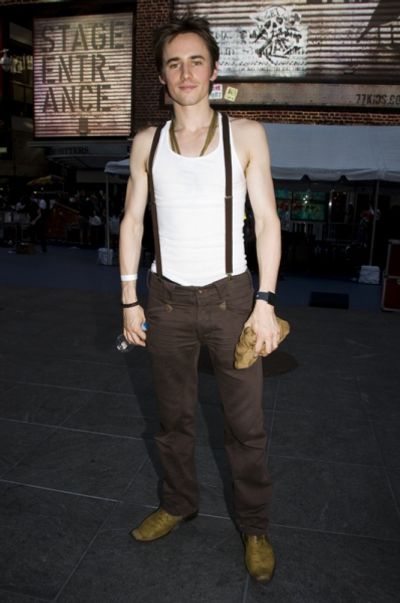 Reeve Carney Photo