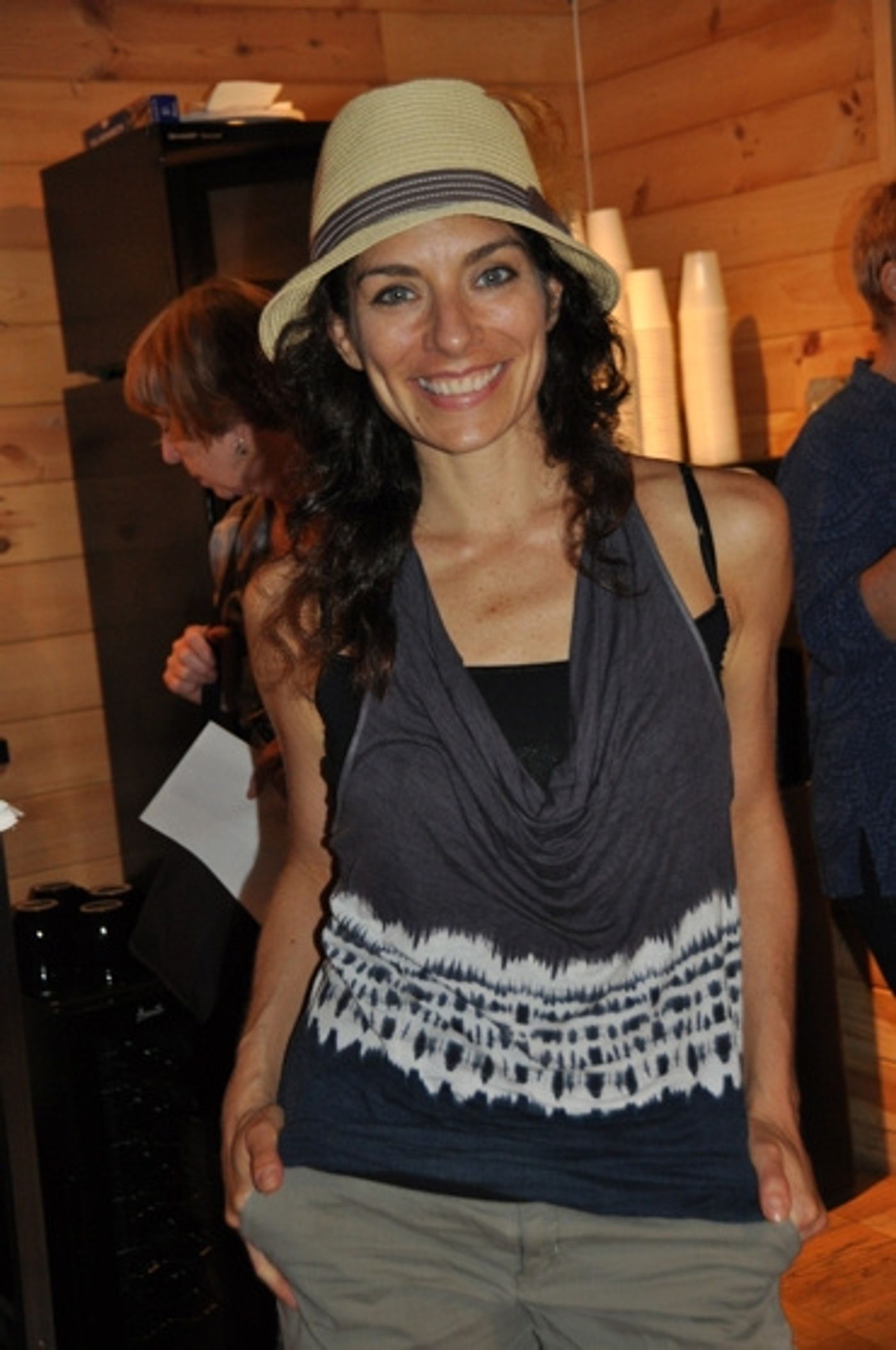 Photo Coverage: THE PHANTOM OF THE OPERA Sings for 'Carols For A Cure'  Image