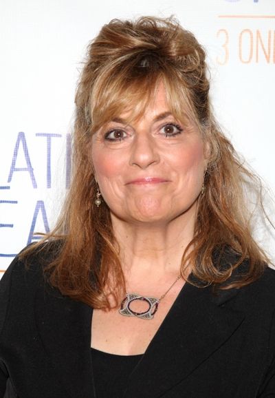 Caroline Aaron Photo