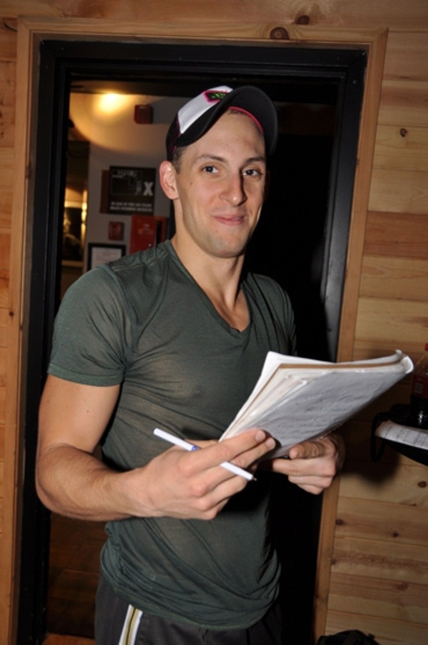 Photo Coverage: WICKED Sings for 'Carols For A Cure'  Image