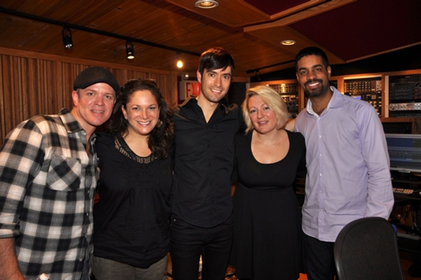 Photo Coverage: WICKED Sings for 'Carols For A Cure'  Image