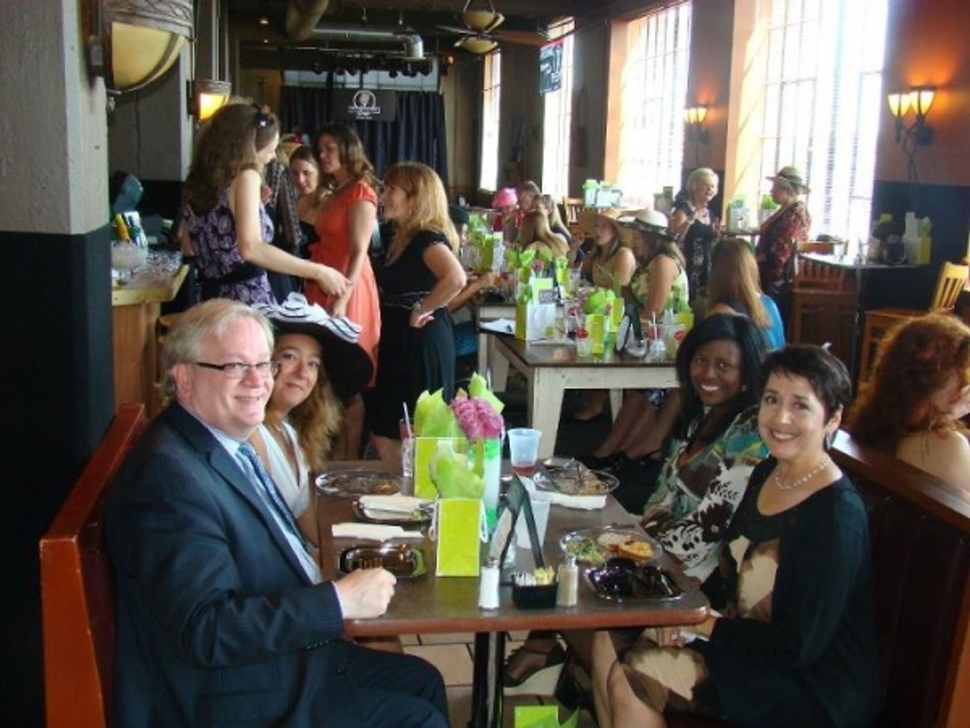 Photo Coverage: First Night: The Women In Theatre Luncheon  Image
