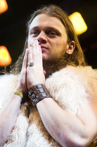 Photos: HAIR Tour Closes on Broadway — photo 9 of 41