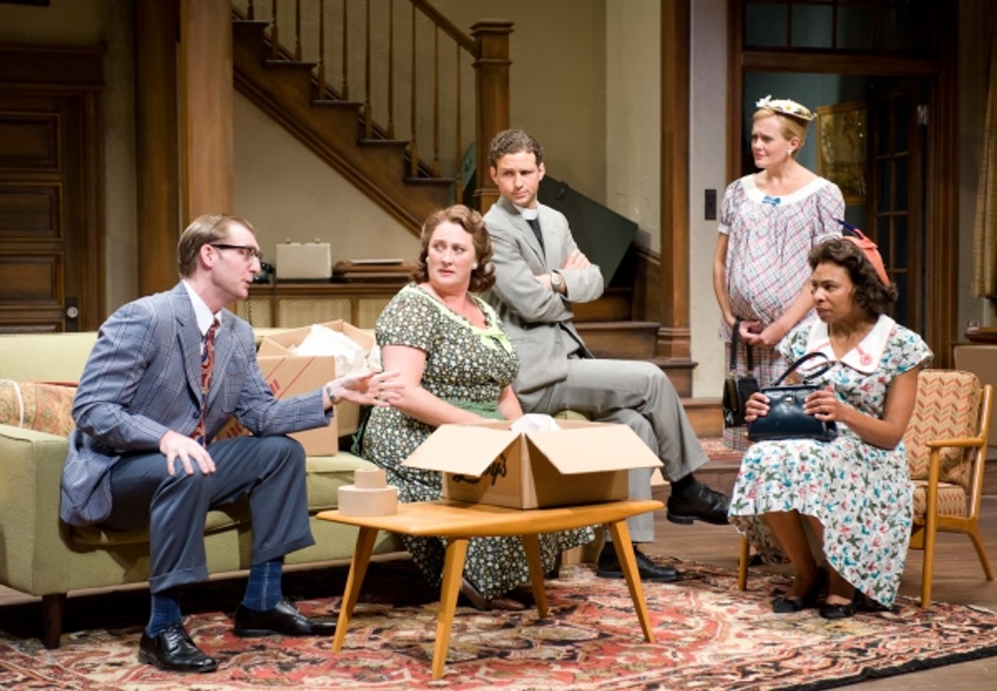 Photo Flash: Steppenwolf Theatre's CLYBOURNE PARK Photo Flash: Steppenwolf Theatre's CLYBOURNE PARK Image