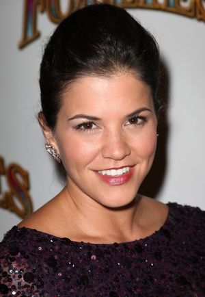 Sara Edwards @ BroadwayWorld Sara Edwards Photo