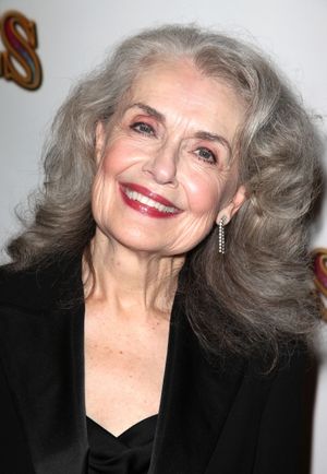 Mary Beth Peil  Photo