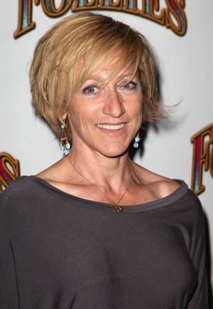 Edie Falco  Photo