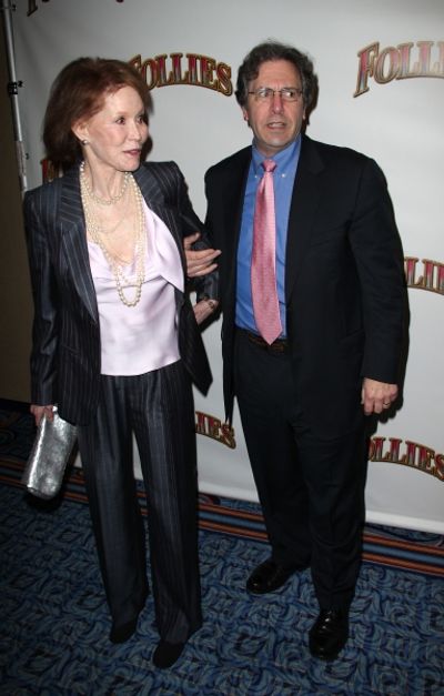 Mary Tyler Moore & husband Dr. Robert Levine Photo