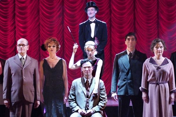 Bryce Ryness, Robert Picardo, Katrina Lenk, Jeff McLean, Lisa O'Hare as Sally Bowles, Photo