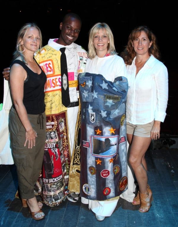 Paige Price (AEA Acting President), Gypsy Robe Recipient Arbender Robinson ('Hair'),  Photo