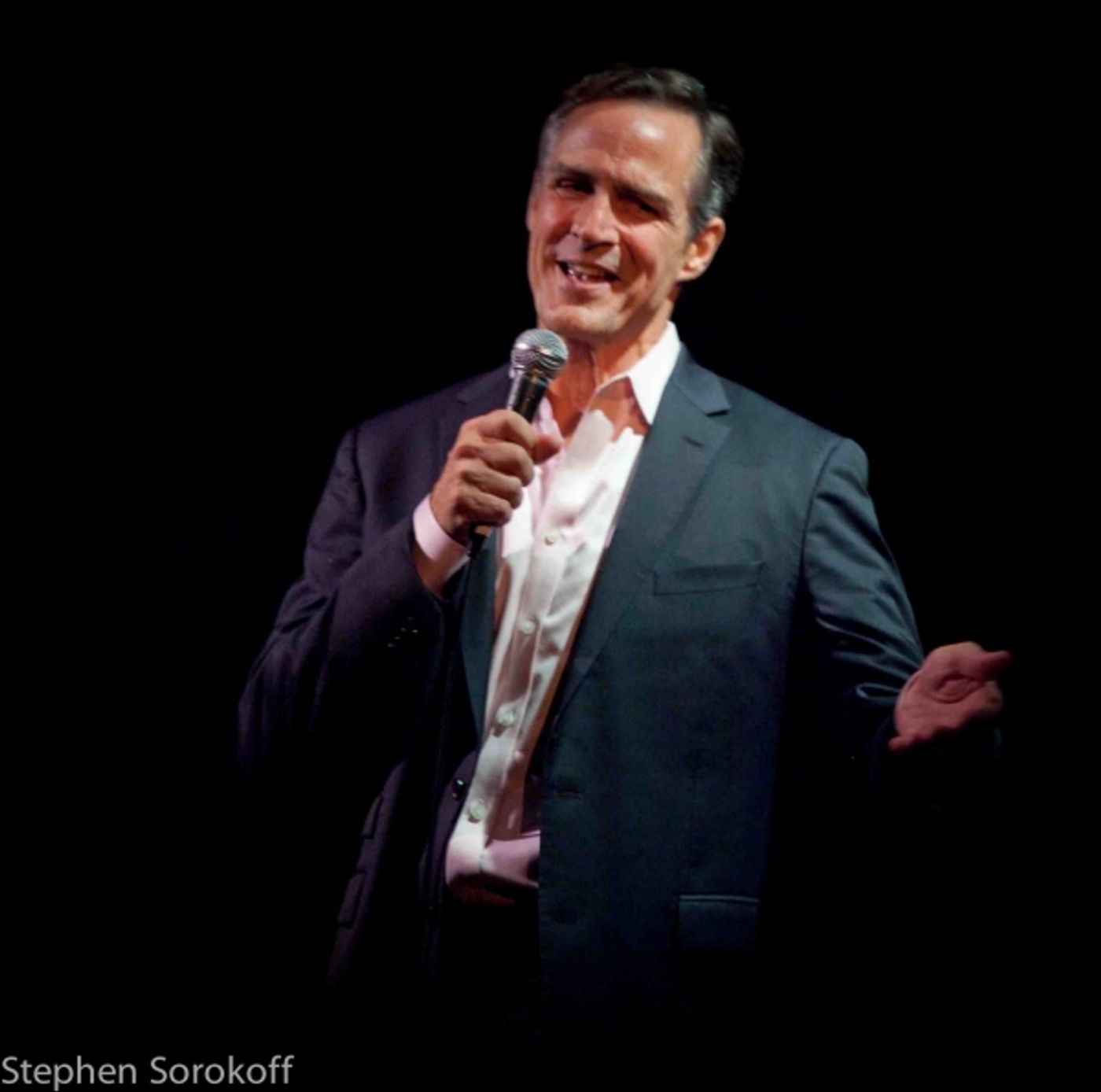 Photo Coverage: Howard McGillin Opens at The Oak Room  Image