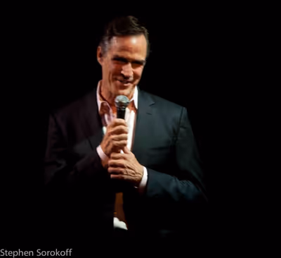 Howard McGillin Photo