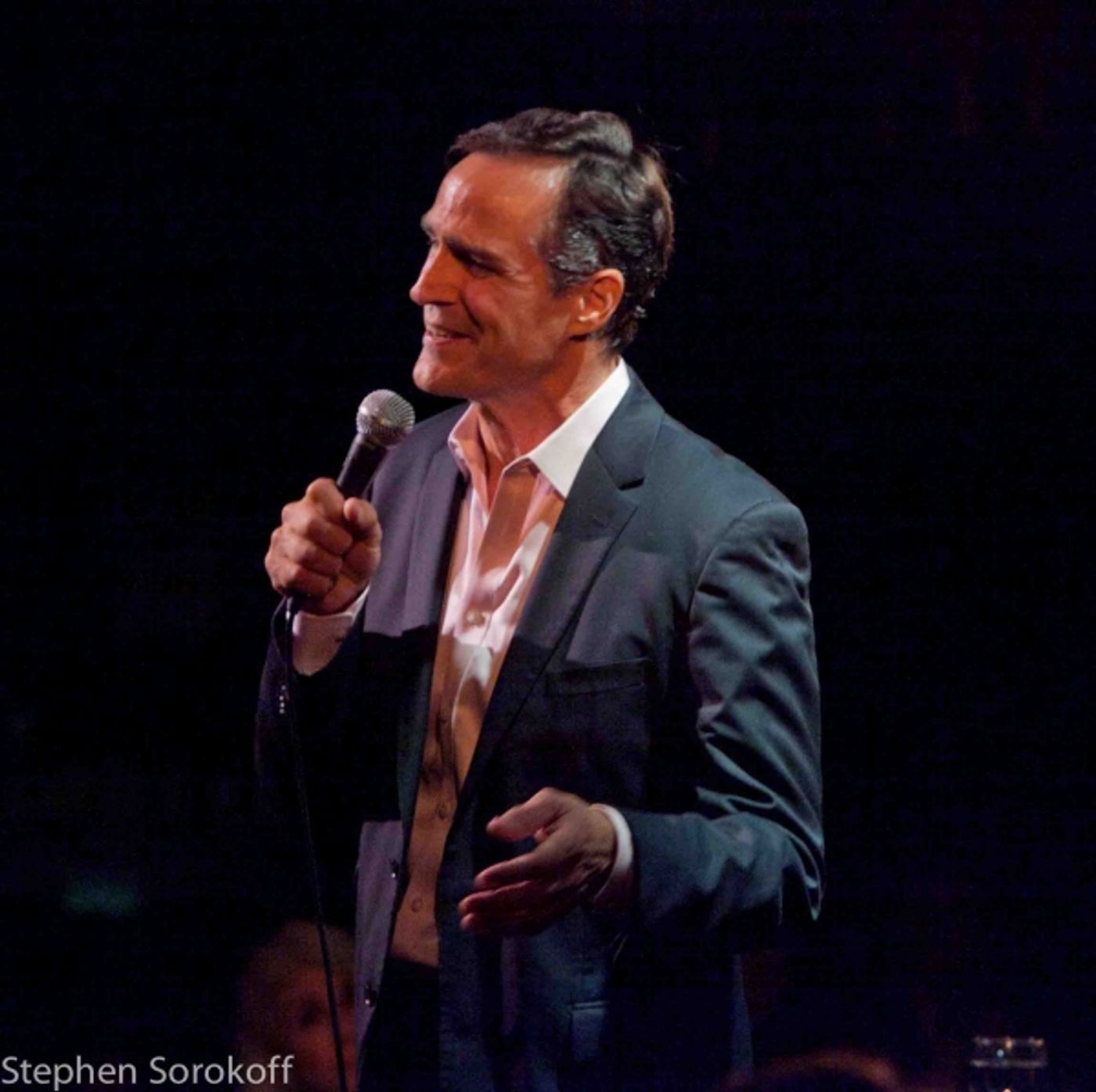 Photo Coverage: Howard McGillin Opens at The Oak Room  Image