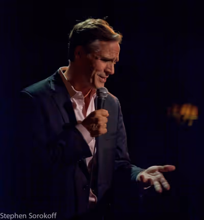 Howard McGillin Photo