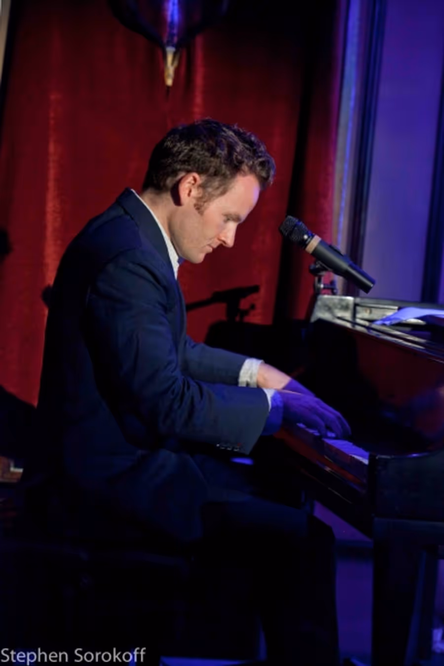 Photo Coverage: Joe Stilgoe Plays Feinstein's at Loews Regency Image