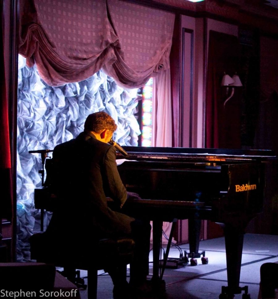 Photo Coverage: Joe Stilgoe Plays Feinstein's at Loews Regency Image