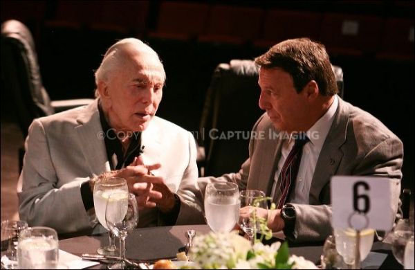 Kirk Douglas (L) talks CTG Board Chariman Martin Massman (R) 
 Photo