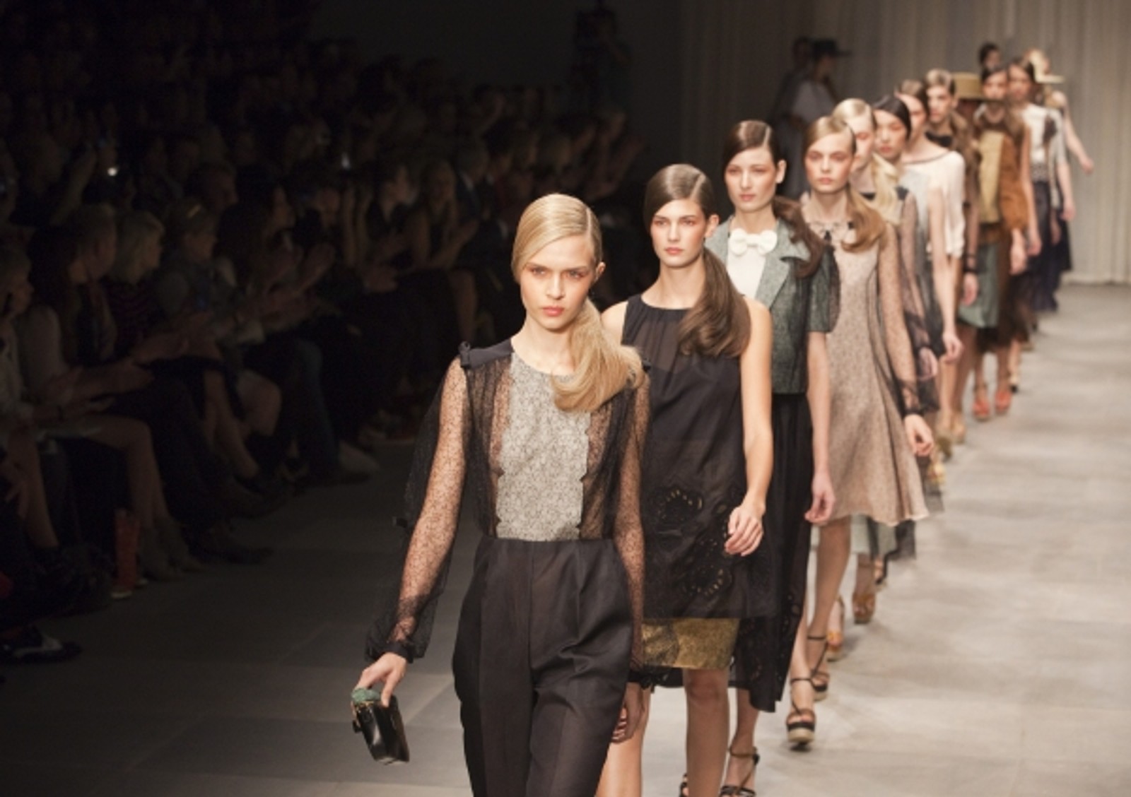 Photo Flash: Jaeger London Fashion Show — photo 3 of 5