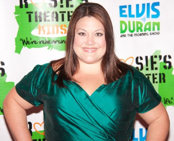 Brooke Elliott Photo