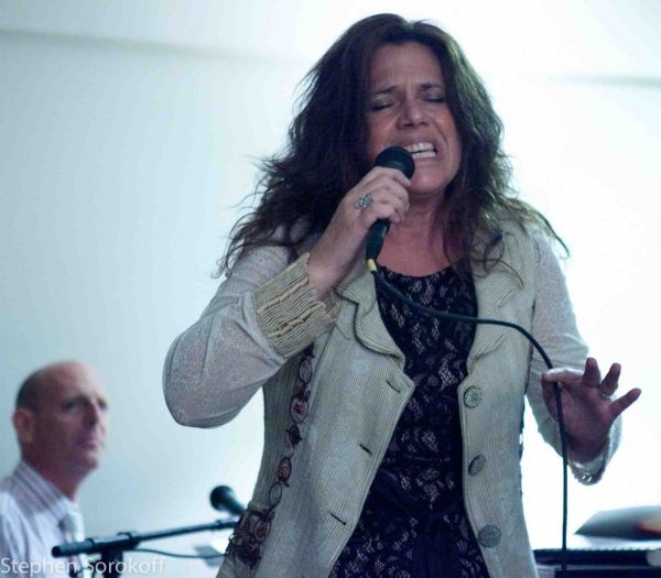 Sari Schorr Photo