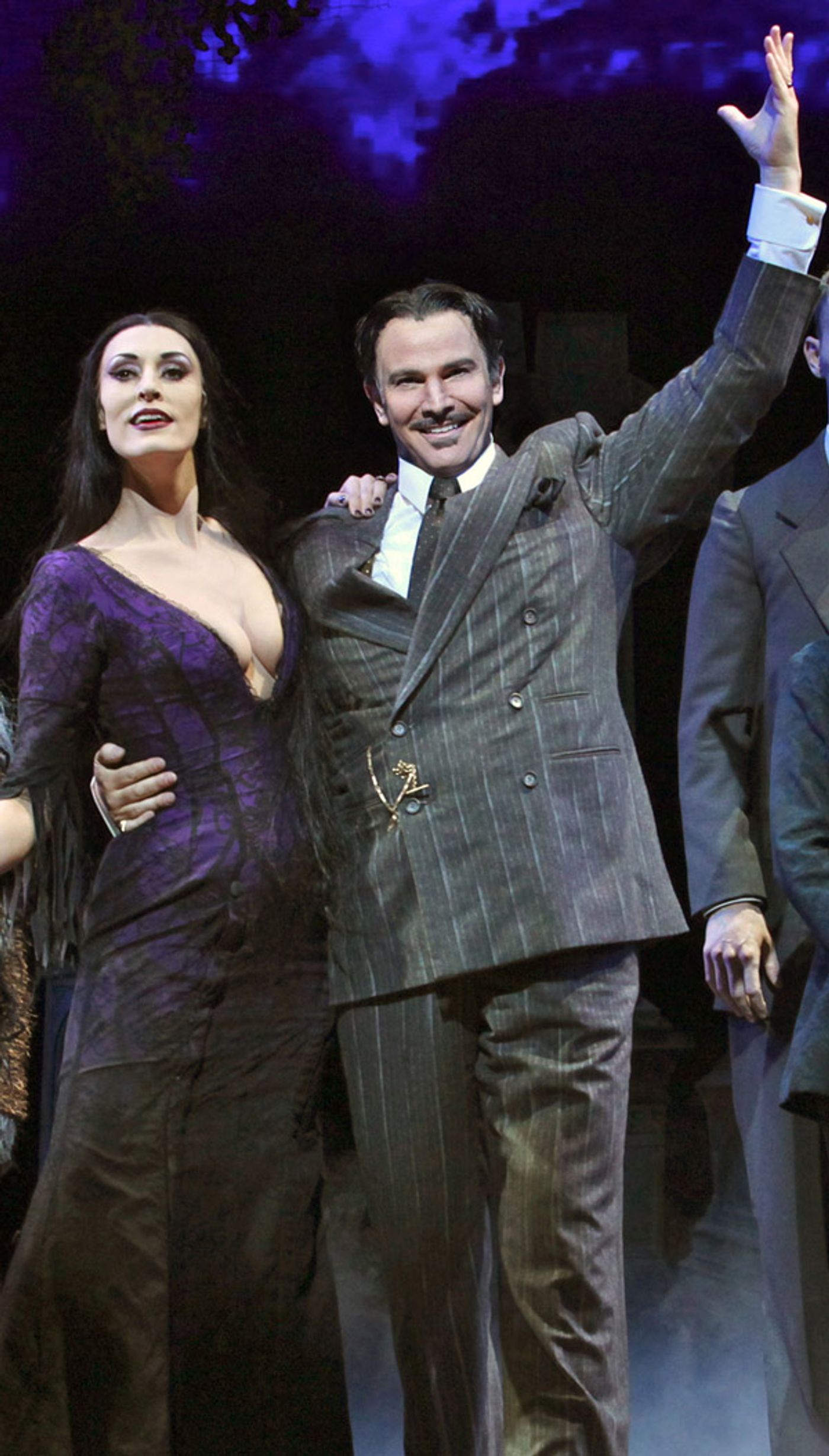 Photo Flash: Douglas Sills & Sara Gettelfinger in THE ADDAMS FAMILY Tour - First Production Shot!  Image