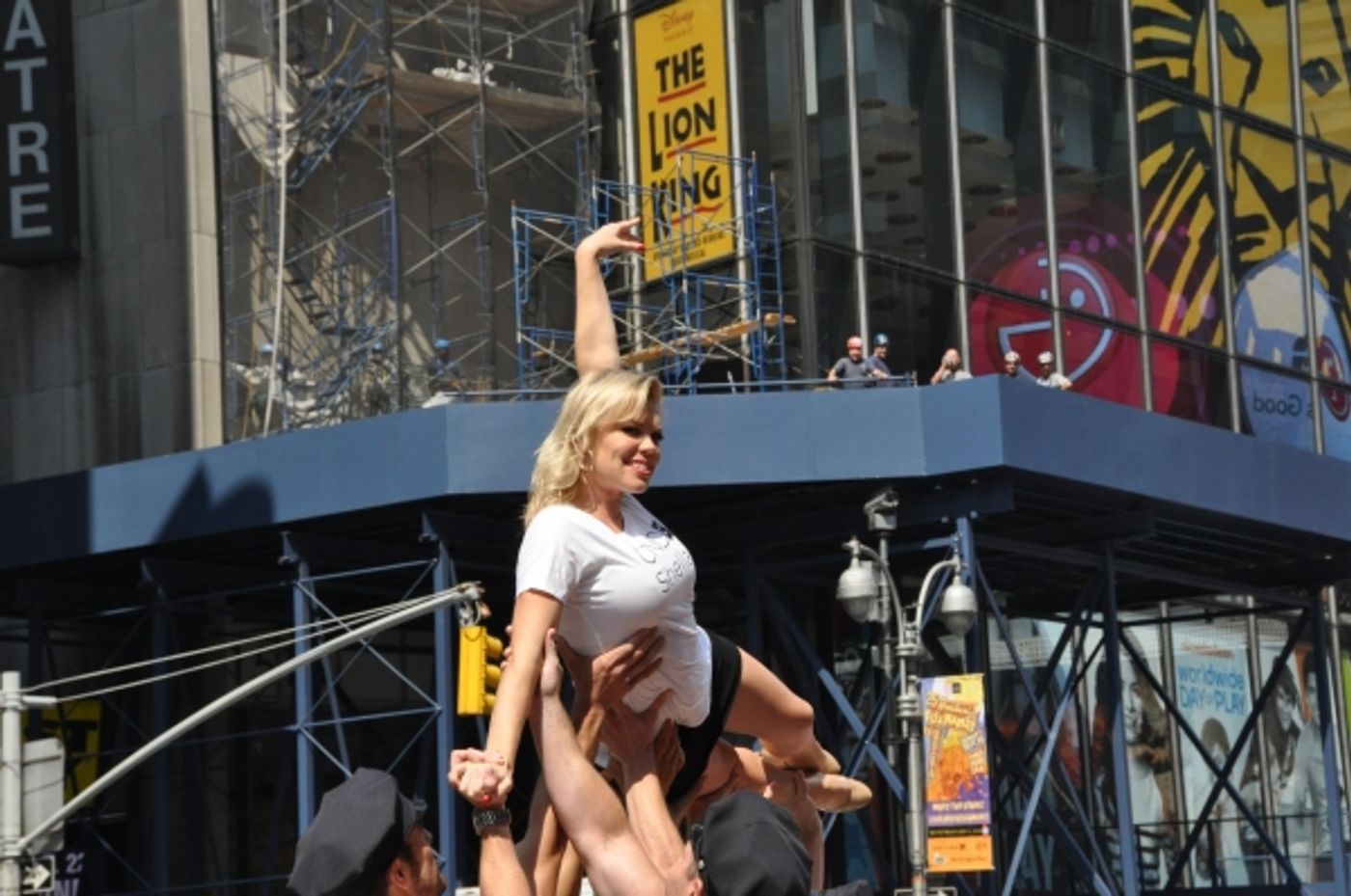Photo Coverage: Broadway Takes Part in Shellac Flash Mob in Times Square fo Fashion Week  Image