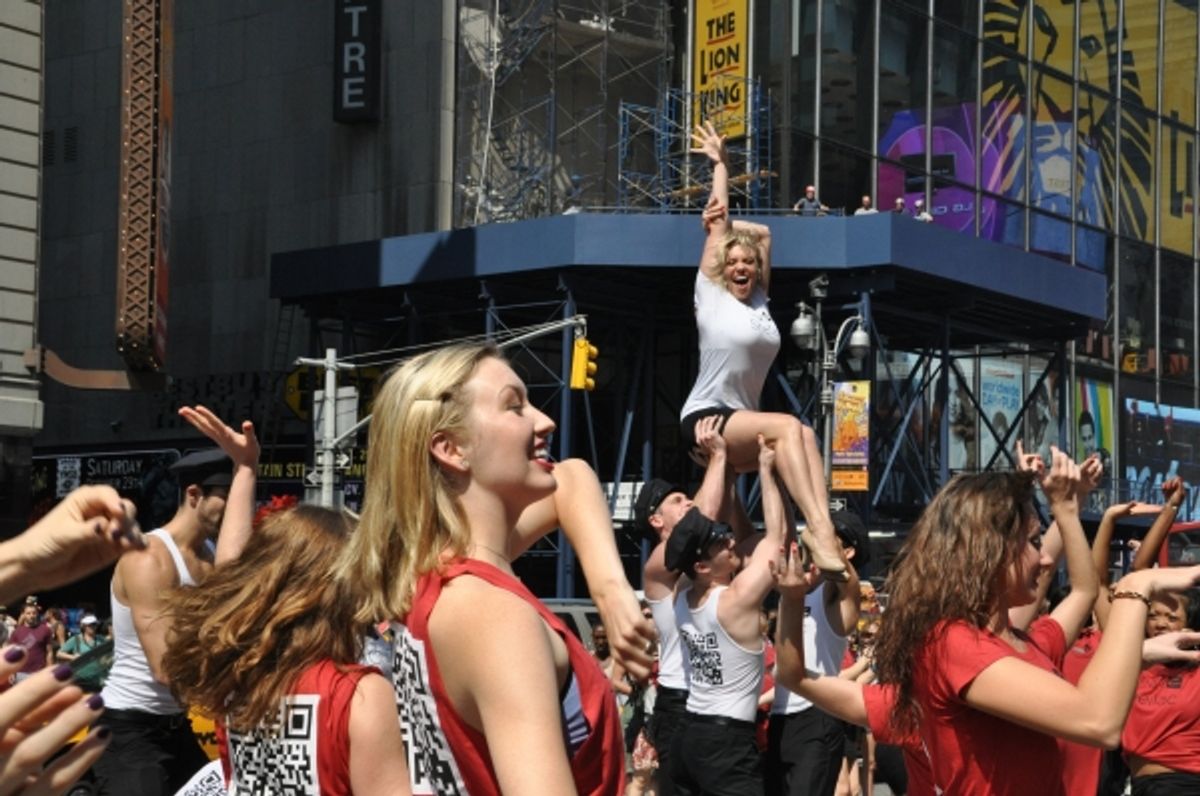 Robyn Hurder and the dancers at 