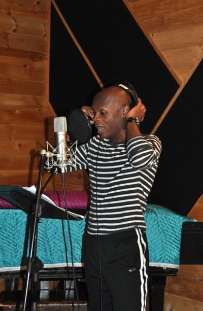 Nathan Lee Graham Photo