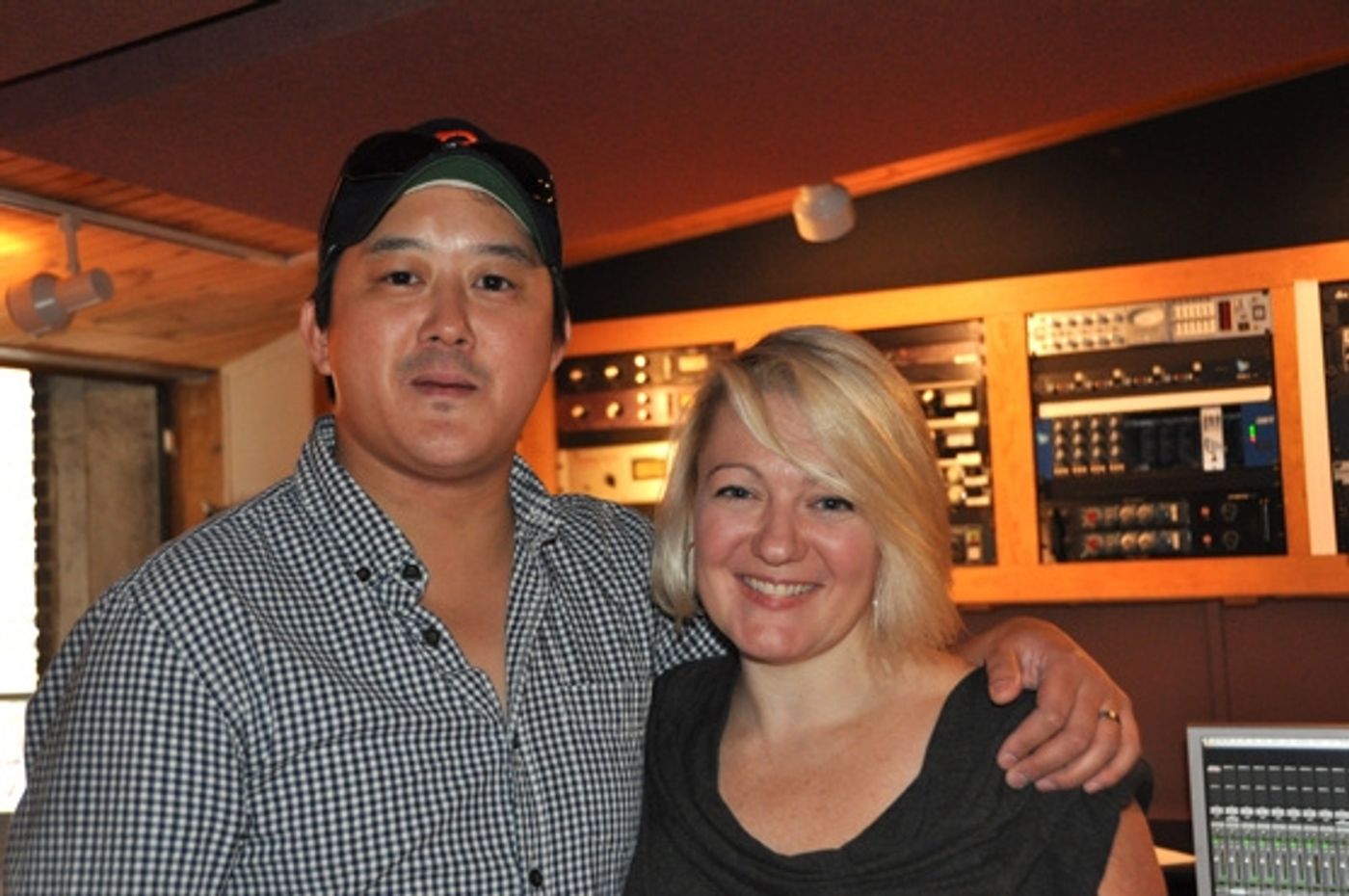 Photo Coverage: THE ADDAMS FAMILY Sings for 'Carols For A Cure'  Image